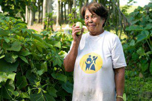 Lilia Malinao, 72 years old. Photo: Tessa Bunney/Oxfam