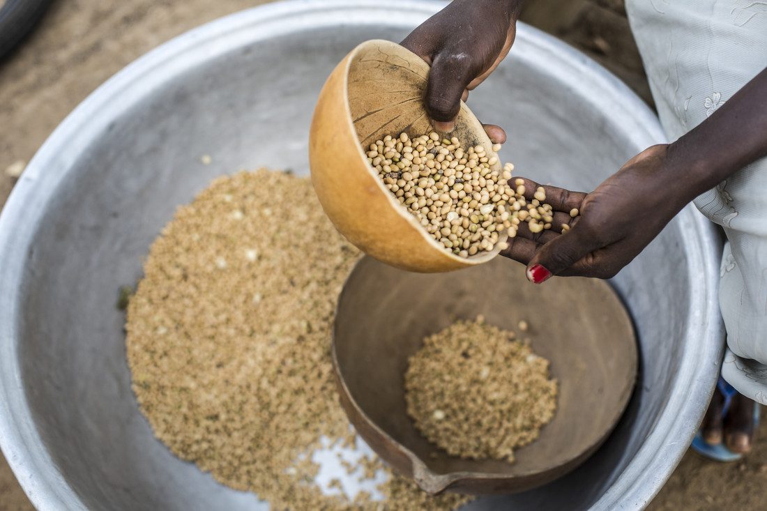 Oxfam Australia | In rural Ghana, the greatest burden is carried by women Oxfam Australia | In rural Ghana, the greatest burden is carried by women