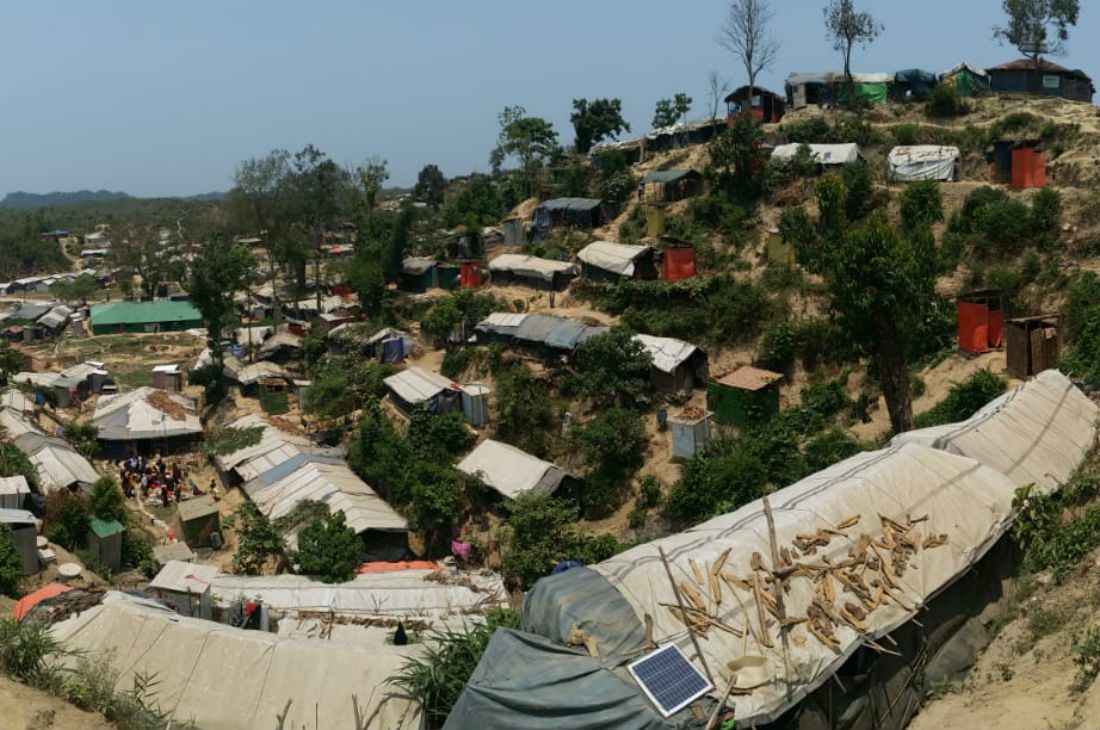 Makeshift shelters stretch into the distance of a Rohingya refugee camp in Bangladesh. Photo: Dylan Quinnell