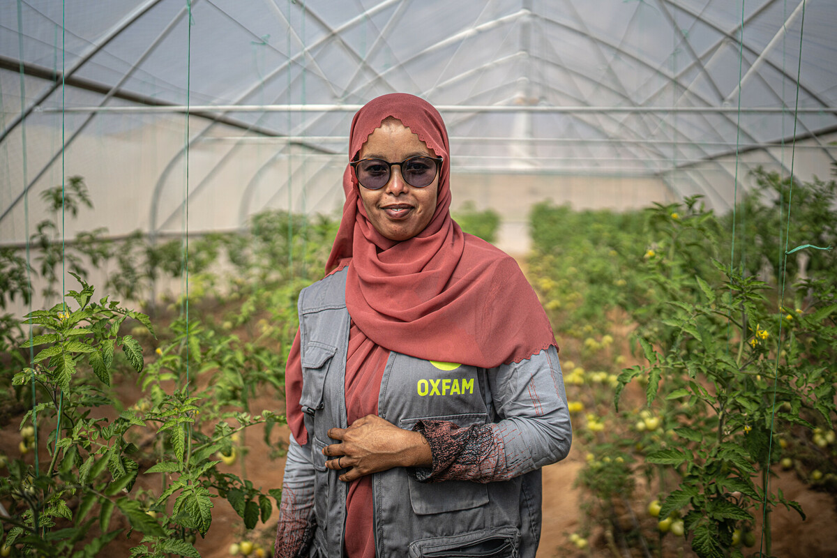 Somalia: Hodan Mohamad Warsame, works at Oxfam Somalia Somaliland as a Public Health Engineer. Somalia: Hodan Mohamad Warsame, works at Oxfam Somalia Somaliland as a Public Health Engineer.